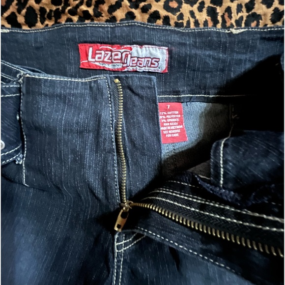 Stretch Denim Short-Shorts w/Denim Belt - Picture 4 of 16